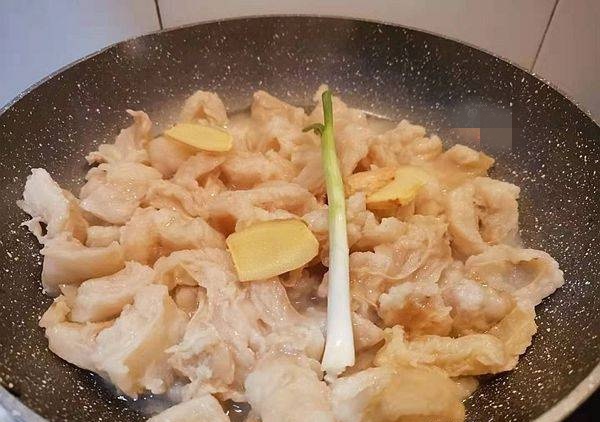 Rán mỡ lợn, không thể thiếu những thứ này, mỡ vừa trắng tinh lại thơm nức mũi - Ảnh 6.