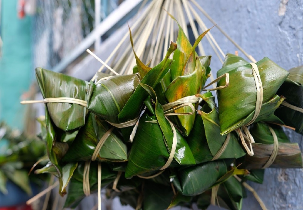 Mâm lễ Tết Đoan Ngọ gồm những gì? Gợi ý mâm cúng mùng 5 tháng 5 đúng phong tục - Ảnh 1.