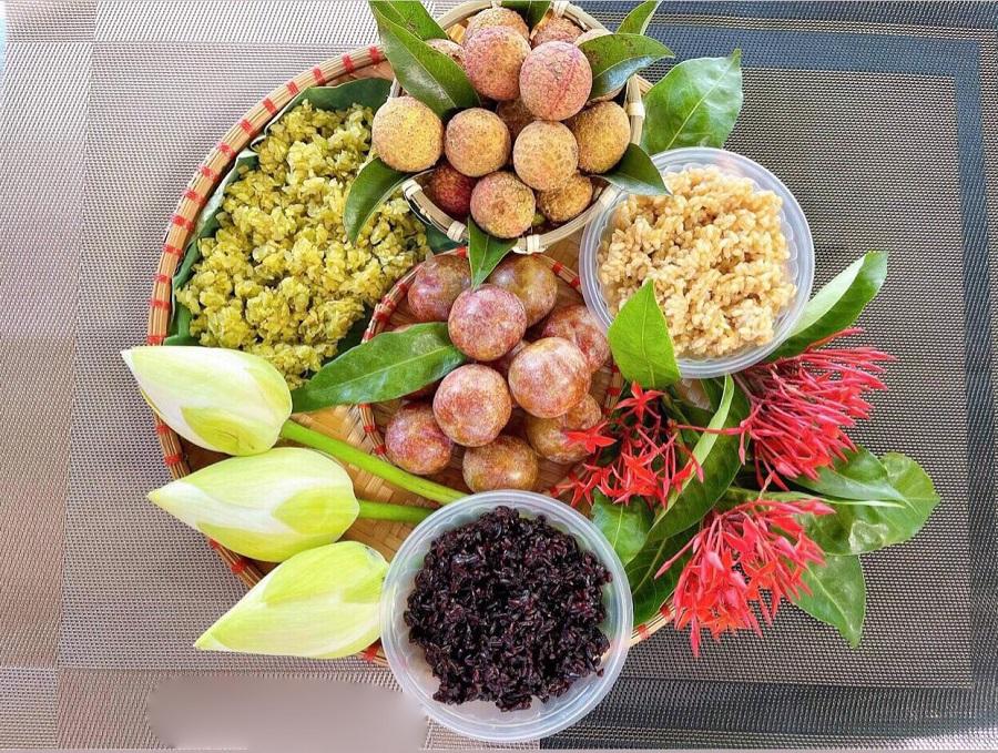 Mâm lễ Tết Đoan Ngọ gồm những gì? Gợi ý mâm cúng mùng 5 tháng 5 đúng phong tục - Ảnh 9.