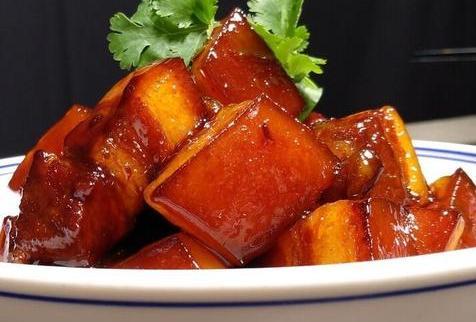 Kho thịt muốn thơm, nhanh nhừ cần cho 2 gia vị này để khử mùi tanh - Ảnh 2. Kho thịt muốn thơm, nhanh nhừ cần cho 2 gia vị này để khử mùi tanh - Ảnh 2.