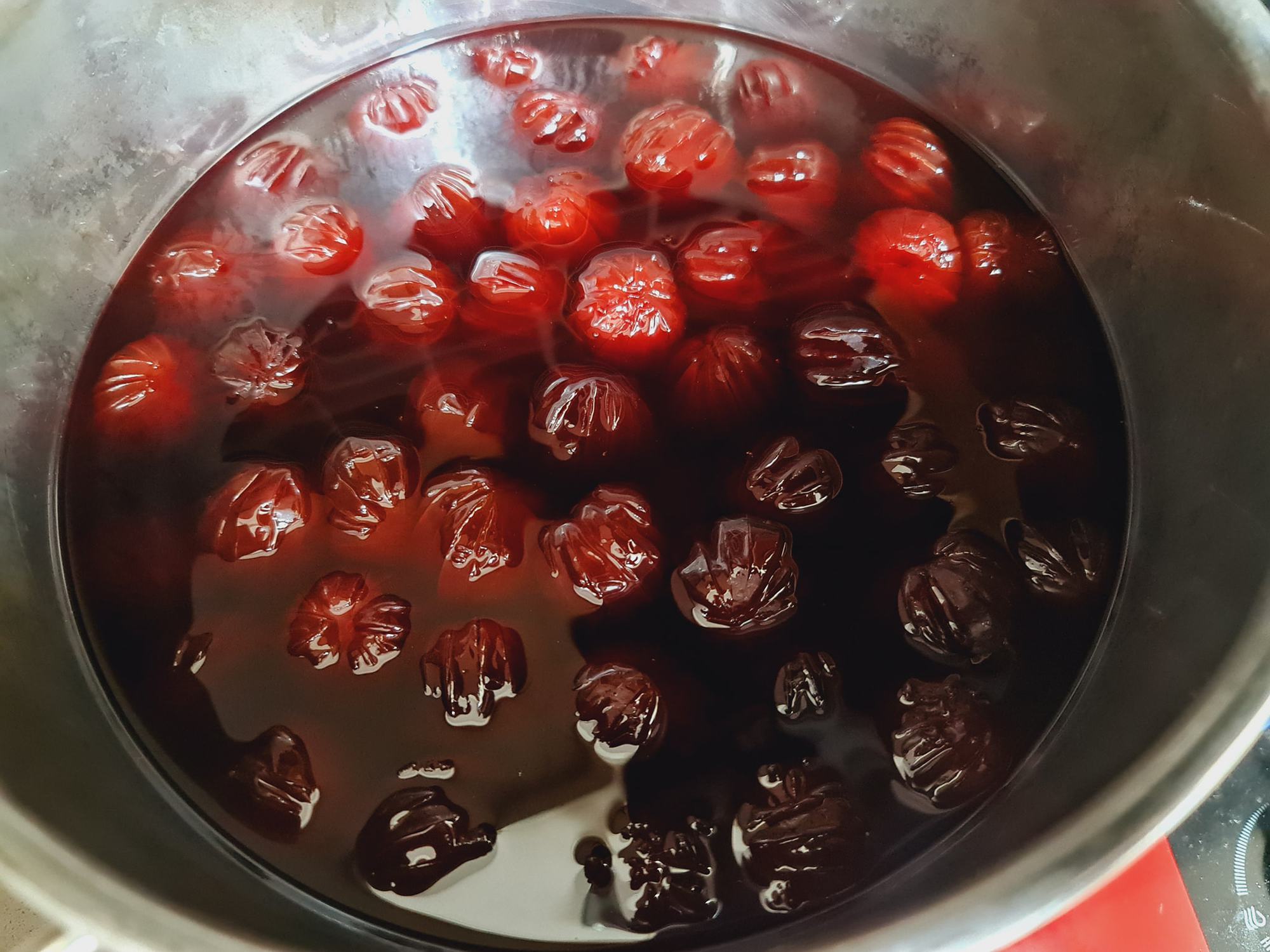 Đang mùa mận, làm ô mai mận xào gừng dẻo thơm không cần nước vôi trong - Ảnh 5. Đang mùa mận, làm ô mai mận xào gừng dẻo thơm không cần nước vôi trong - Ảnh 5.