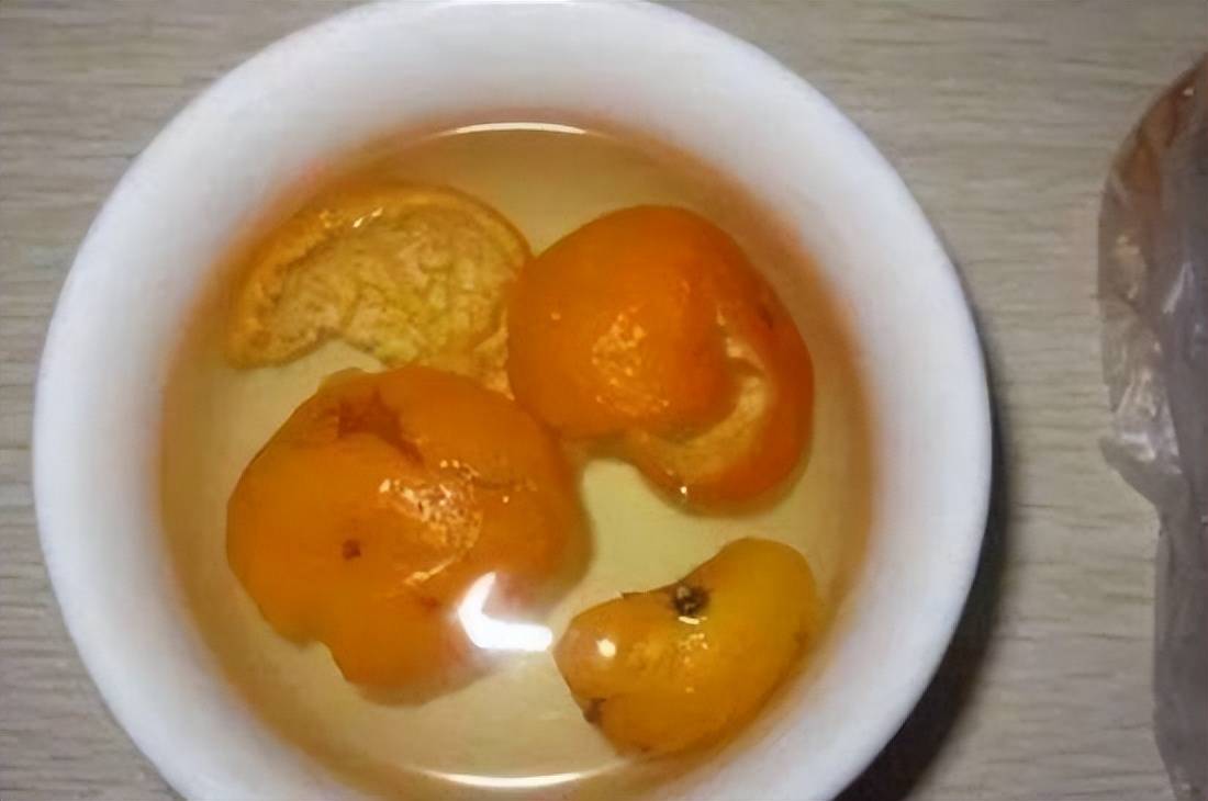 Đừng vội vứt "thần dược" tốt cho cây cảnh, có thể giúp lá xanh tươi, hoa rực rỡ, tràn đầy sức sống - Ảnh 3.