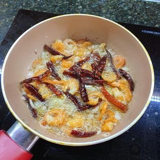 Nấu lẩu ghẹ thơm ngon nhờ loại gia vị đặc biệt này - Ảnh 8.