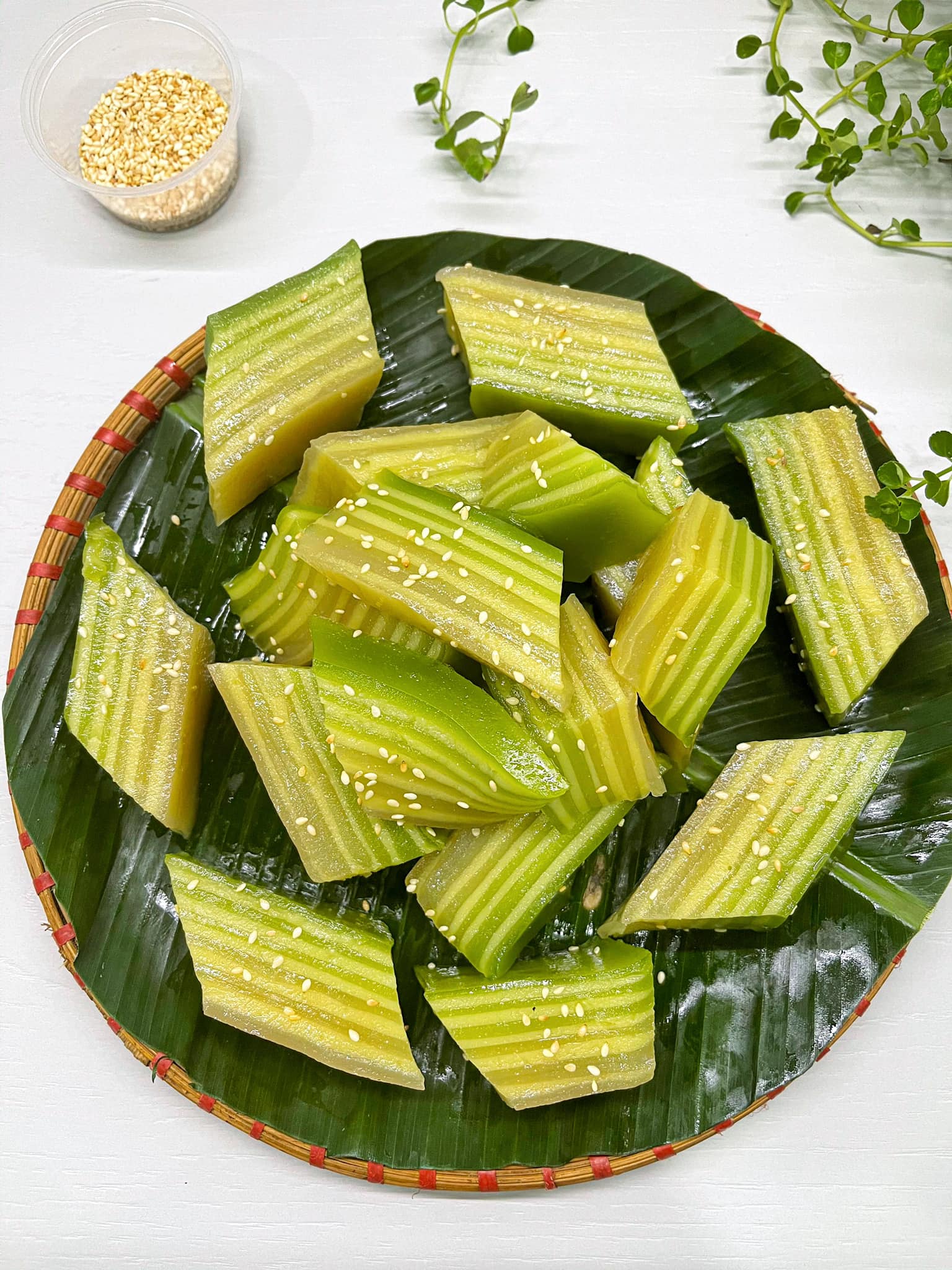 Mách bạn cách làm bánh da lợn thơm ngon thành công ngay từ lần đầu tiên - Ảnh 1. Mách bạn cách làm bánh da lợn thơm ngon thành công ngay từ lần đầu tiên - Ảnh 1.