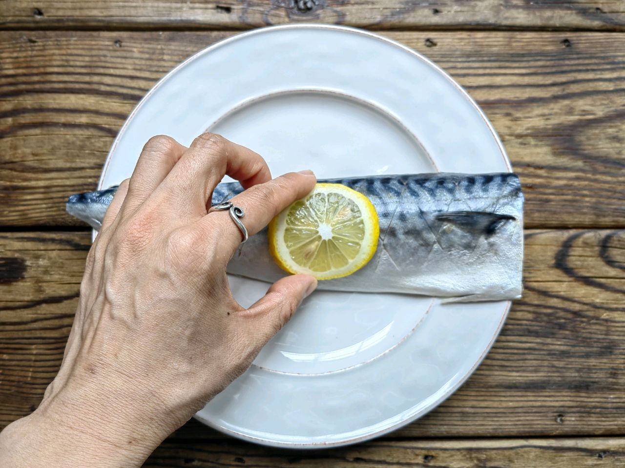 Người Nhật có cách chiên cá đơn giản mà ăn ngon 'hết cỡ' - Ảnh 2.