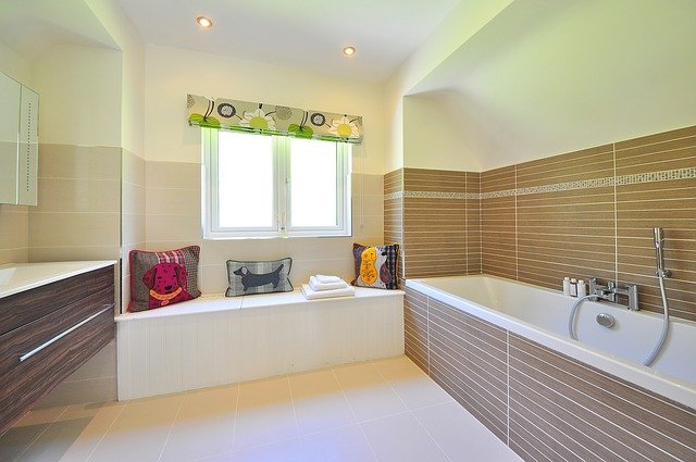 Cửa phòng tắm đối diện với 4 nơi này, bảo sao Thần Tài không bỏ chạy, tài lộc tiêu tán - Ảnh 1. Cửa phòng tắm đối diện với 4 nơi này, bảo sao Thần Tài không bỏ chạy, tài lộc tiêu tán - Ảnh 1.