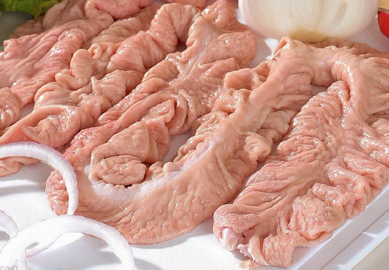 Đầu bếp chỉ 4 chiêu đơn giản khử sạch mùi hôi của lòng già chỉ trong vài phút - Ảnh 5. Đầu bếp chỉ 4 chiêu đơn giản khử sạch mùi hôi của lòng già chỉ trong vài phút - Ảnh 5.