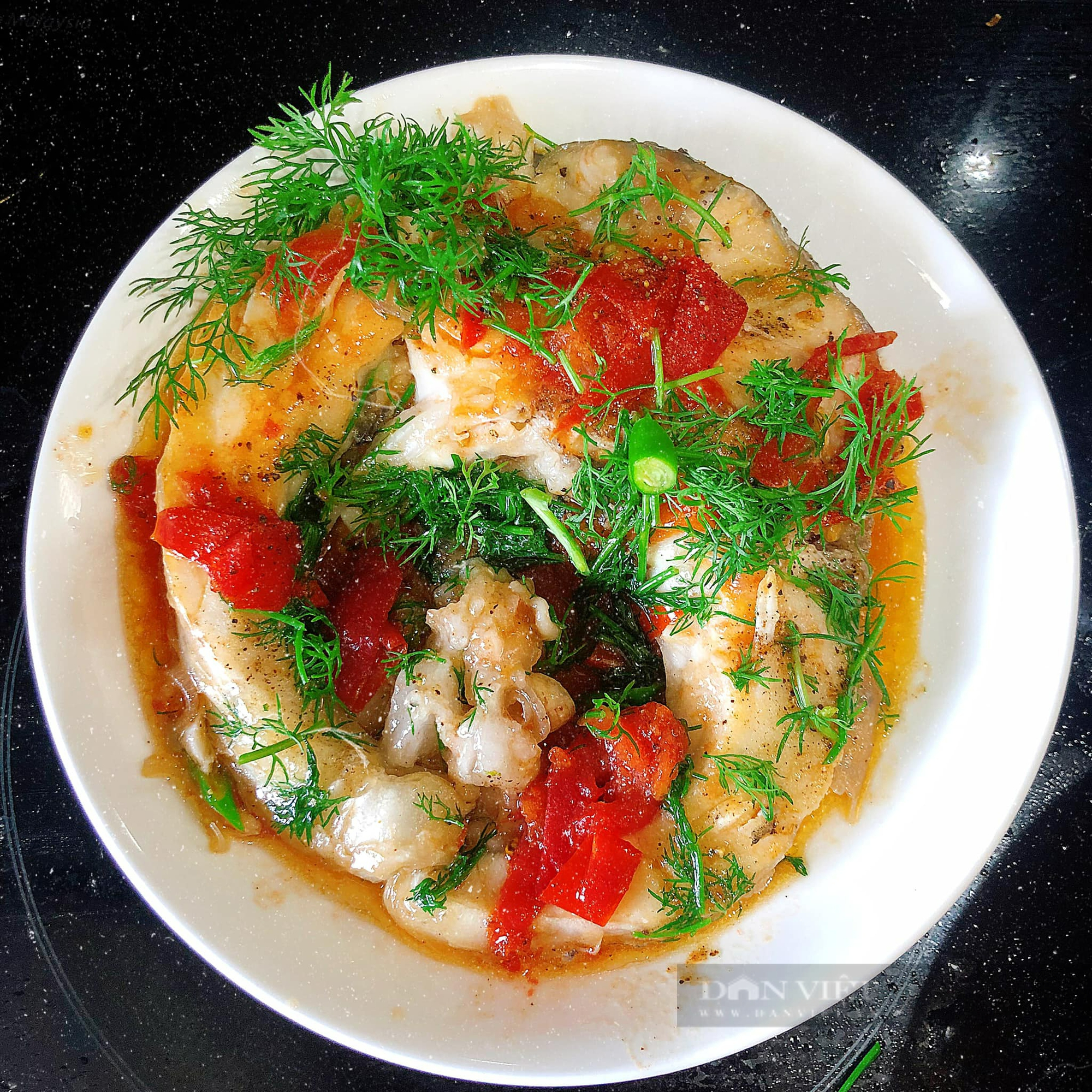Cá trắm đừng kho hay nấu canh, làm món này đảm bảo bắt vị rất đưa cơm - Ảnh 1. Cá trắm đừng kho hay nấu canh, làm món này đảm bảo bắt vị rất đưa cơm - Ảnh 1.