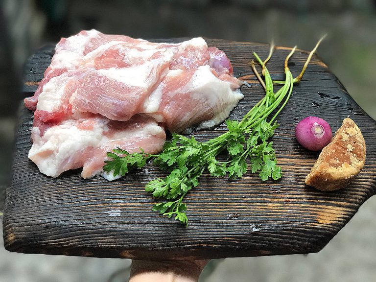 Phần thịt đắt nhất của con lợn nhưng luôn 'cháy hàng' và cách chế biến ngon nhất - Ảnh 3.