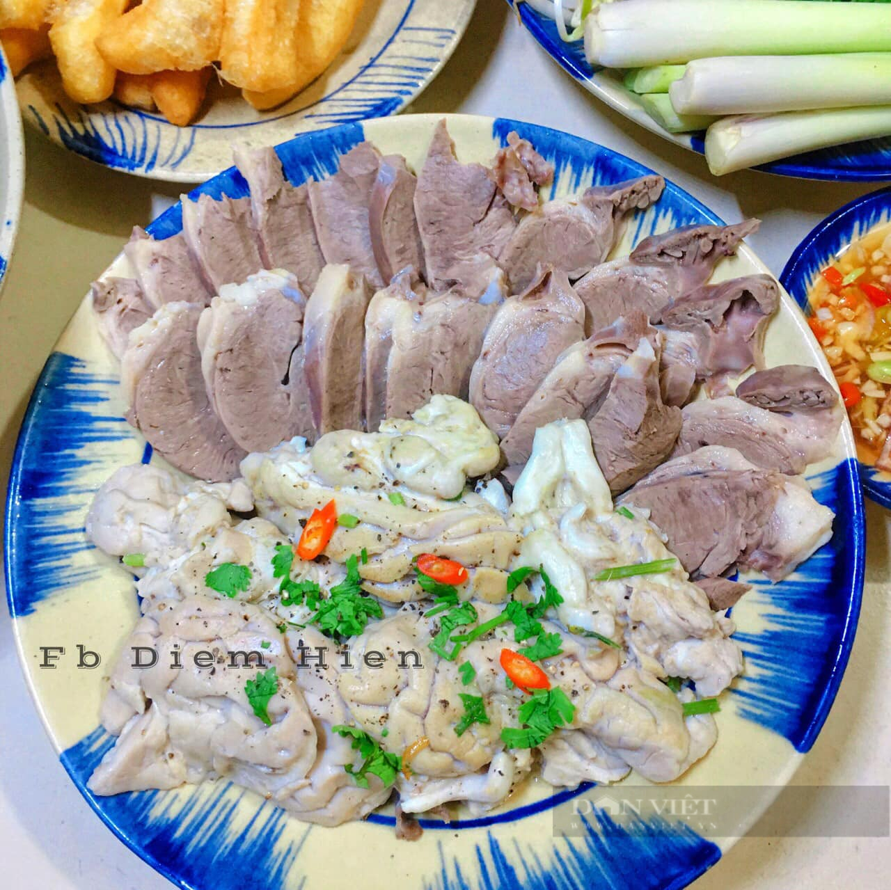 Để nấu cháo lòng heo thơm ngon, không bị hôi đừng bỏ qua bước này - Ảnh 3. Để nấu cháo lòng heo thơm ngon, không bị hôi đừng bỏ qua bước này - Ảnh 3.