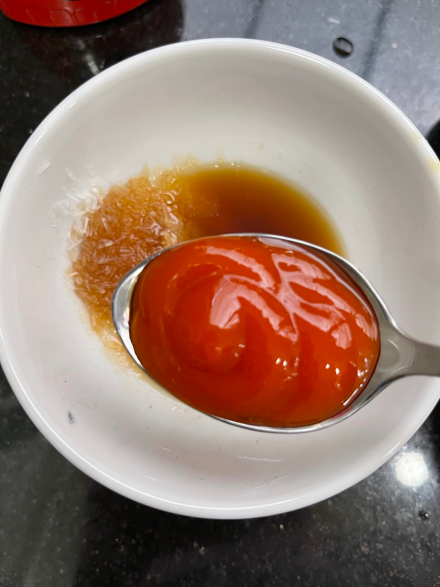 Thịt kho tiêu nấu 15 phút, không cần ướp vẫn thấm vị nhờ loại nước sốt này - Ảnh 4. Thịt kho tiêu nấu 15 phút, không cần ướp vẫn thấm vị nhờ loại nước sốt này - Ảnh 4.