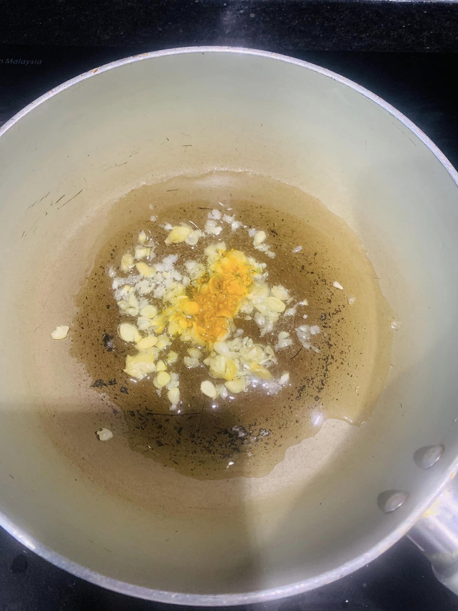 Mách bạn cách nấu cháo gà ác hầm ngũ hạt thơm mềm bằng nồi cơm điện - Ảnh 5.