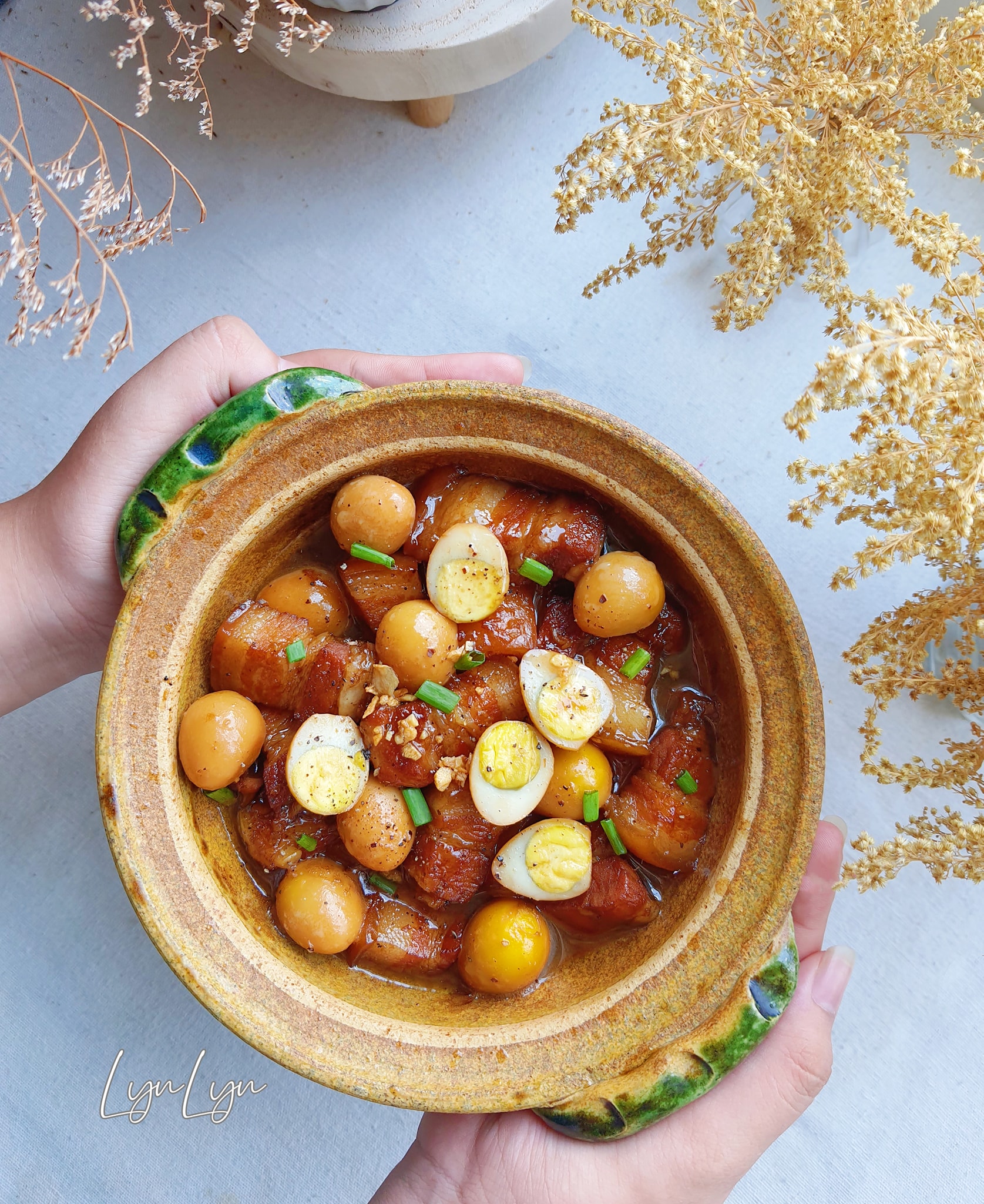 Kho thịt trứng với loại nước quen thuộc này đảm bảo dậy mùi thơm ngon - Ảnh 2. Kho thịt trứng với loại nước quen thuộc này đảm bảo dậy mùi thơm ngon - Ảnh 2.