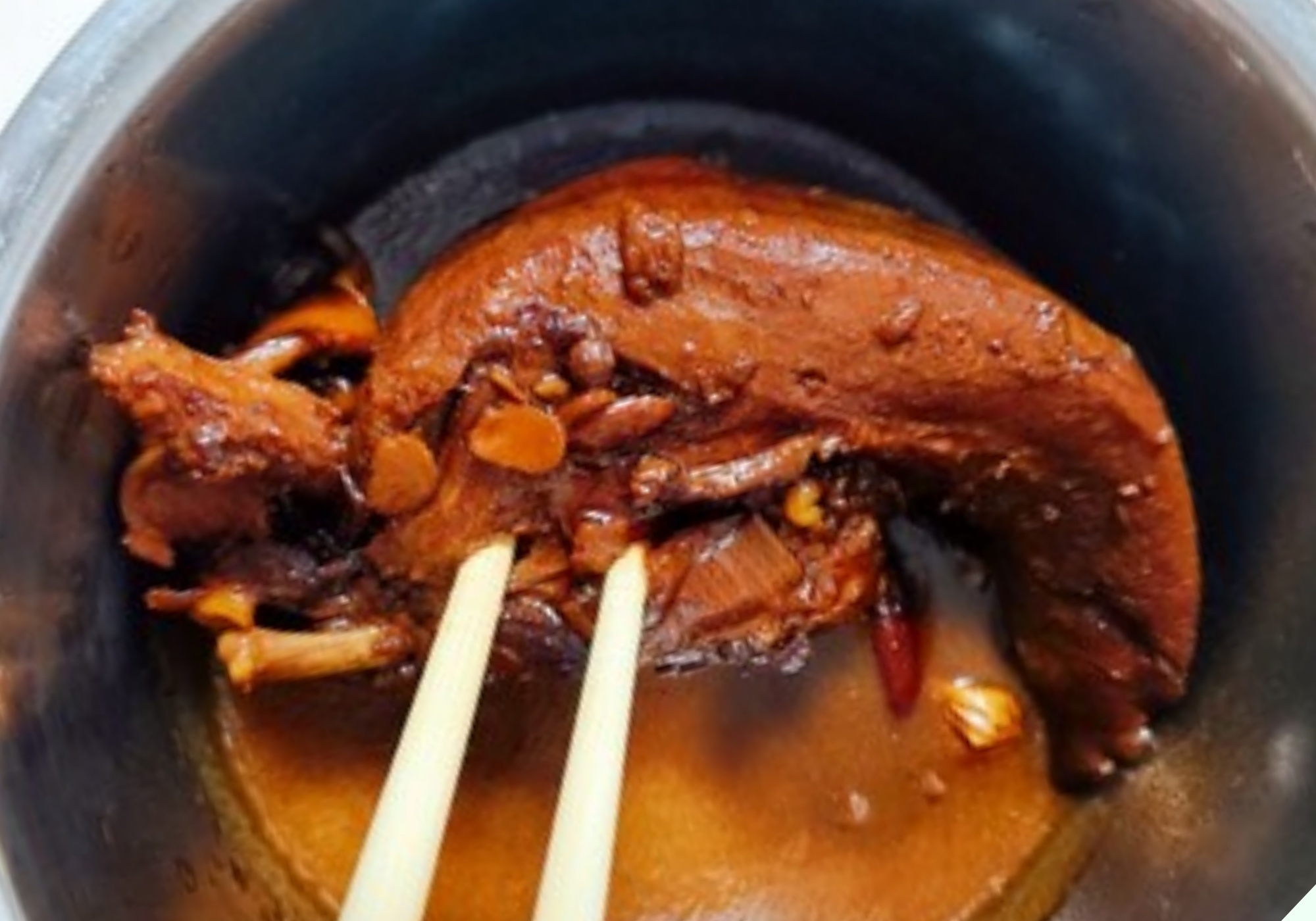 Phần thịt cực quý mỗi con lợn chỉ có 1 cái, Tết ngán thịt gà thì lấy ra nấu kiểu này, làm cả đĩa to - Ảnh 10.