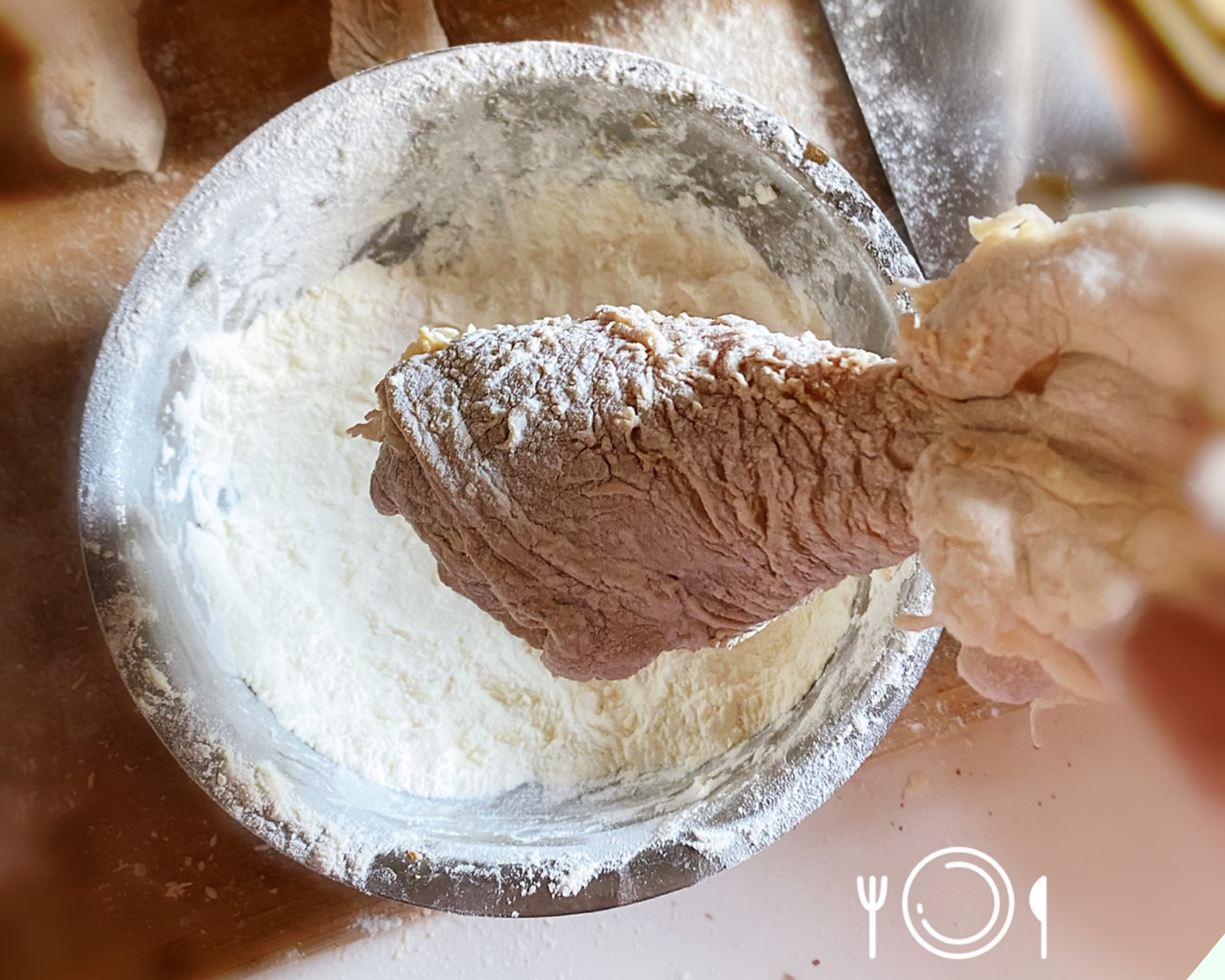 Khi rán cứ bỏ thứ này vào chảo thì món nào cũng vàng ươm, giòn rụm mà không sợ bắn dầu tung tóe - Ảnh 10.