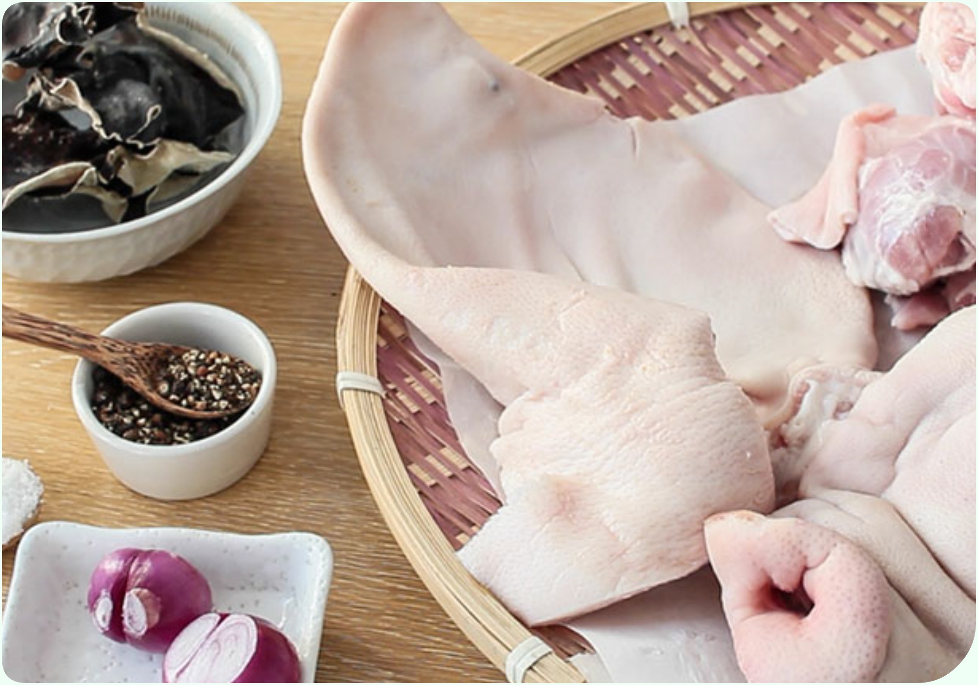 Làm giò xào ăn Tết nhớ thêm vài giọt này, giò thơm lừng chuẩn vị, để lâu không sợ thiu - Ảnh 2. Làm giò xào ăn Tết nhớ thêm vài giọt này, giò thơm lừng chuẩn vị, để lâu không sợ thiu - Ảnh 2.