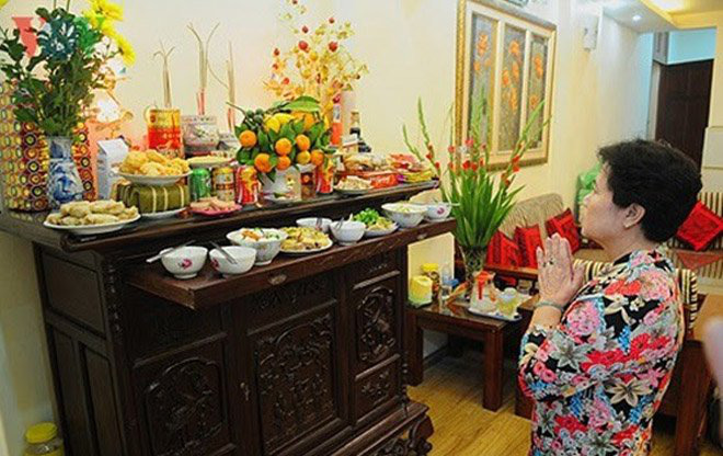 Văn khấn cúng hóa vàng Tết Quý Mão 2023 chuẩn nhất bày tỏ lòng thành của gia chủ - Ảnh 2.
