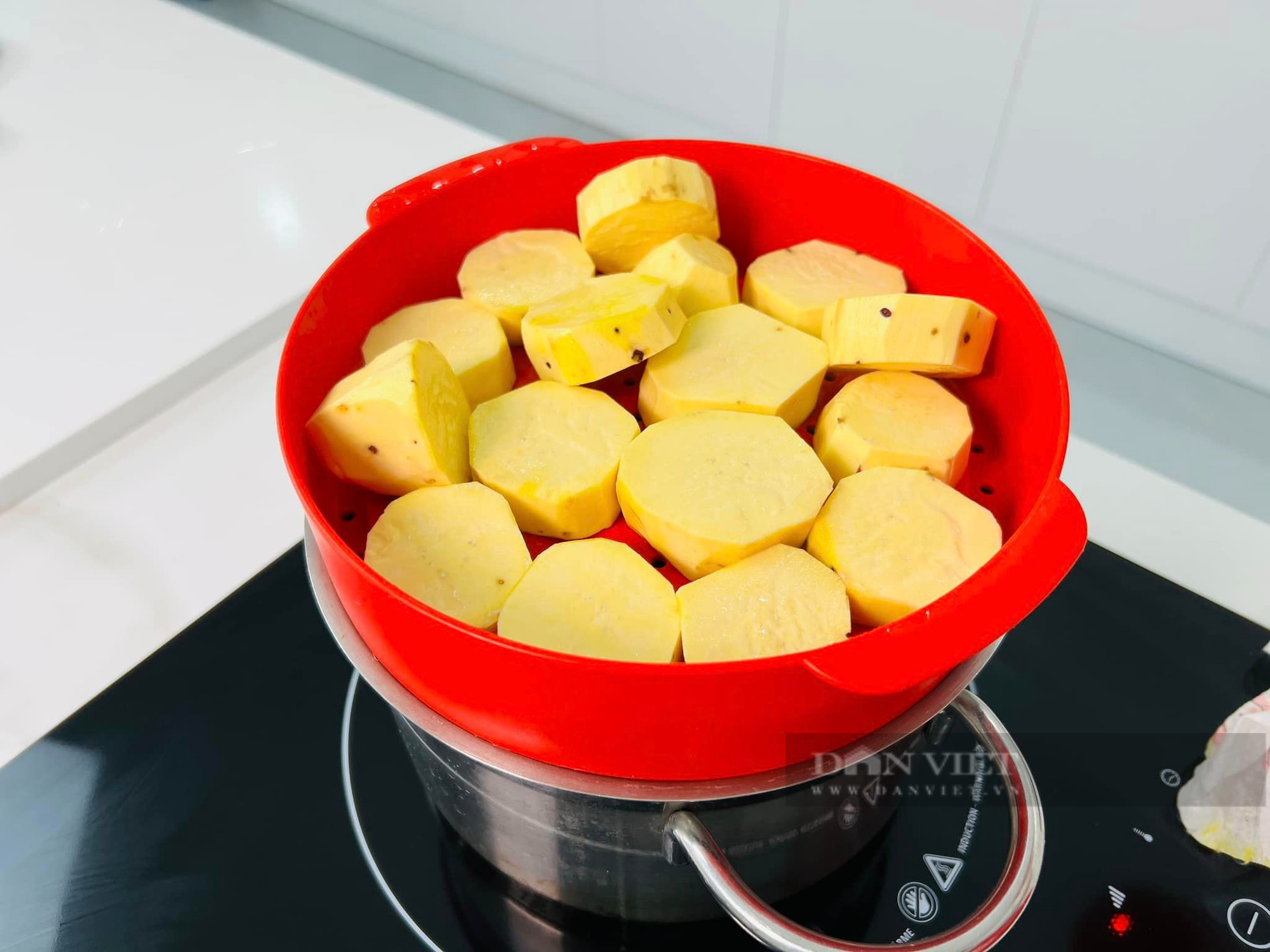 Loại củ rẻ tiền nhưng đặc biệt tốt cho sức khỏe, đem làm món này ngon nhức nách trẻ em và người lớn đều thích - Ảnh 4. Loại củ rẻ tiền nhưng đặc biệt tốt cho sức khỏe, đem làm món này ngon nhức nách trẻ em và người lớn đều thích - Ảnh 4.