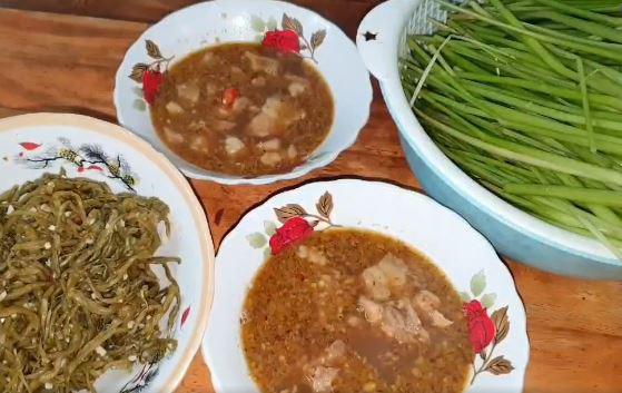 Cây này không trồng cũng tốt um, xưa chẳng ai ăn, nay dân thành phố thích mê vì sạch và ngon - Ảnh 9. Cây này không trồng cũng tốt um, xưa chẳng ai ăn, nay dân thành phố thích mê vì sạch và ngon - Ảnh 9.
