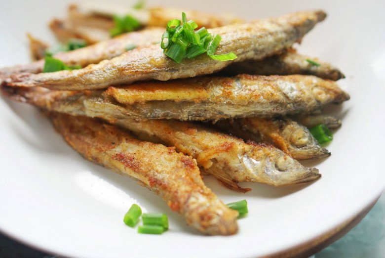 Loại cá này kích thước nhỏ nhưng dinh dưỡng cao, ít xương lại bổ não giá khoảng 110.000 đồng/kg, nấu kiểu này quá ngon - Ảnh 7. Loại cá này kích thước nhỏ nhưng dinh dưỡng cao, ít xương lại bổ não giá khoảng 110.000 đồng/kg, nấu kiểu này quá ngon - Ảnh 7.