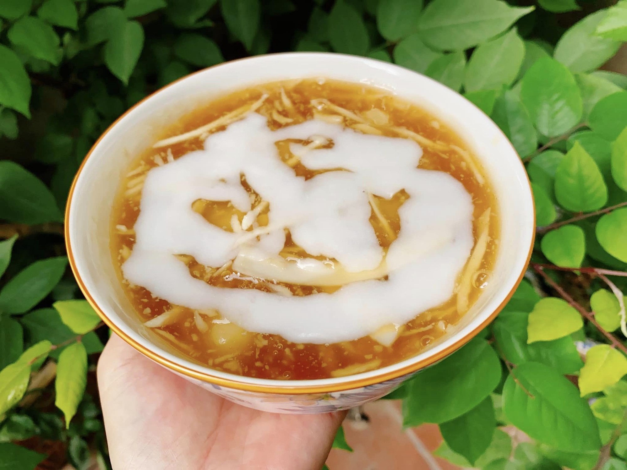 Loại củ "nhà nghèo" xưa chỉ quen luộc ăn, giờ đem nấu thành món chè ấm nóng được nhiều người yêu thích vào mùa đông - Ảnh 5.