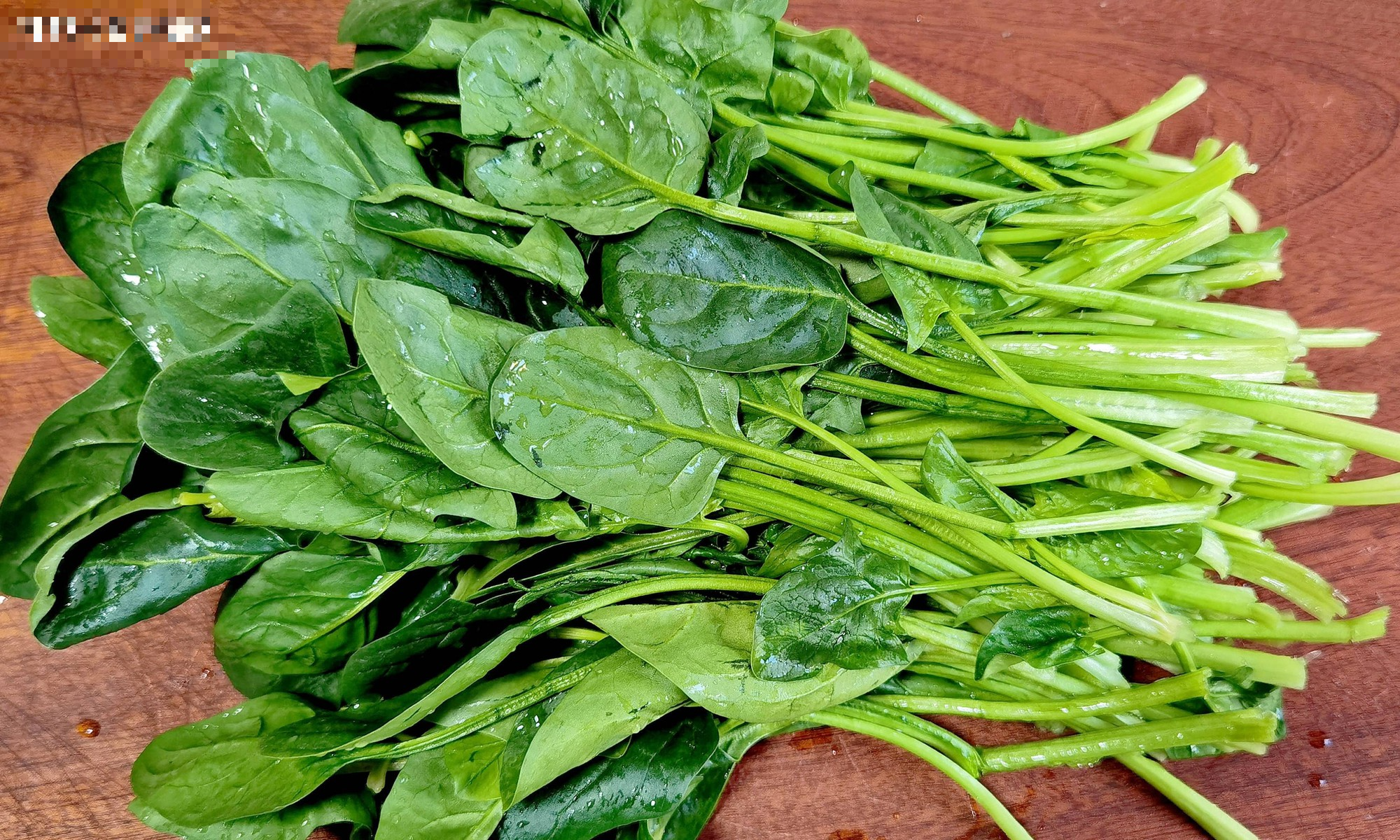 Loại rau "siêu khỏe", có tác dụng dưỡng gan, bổ mắt, bổ máu, làm bánh bao cực thơm - Ảnh 6.