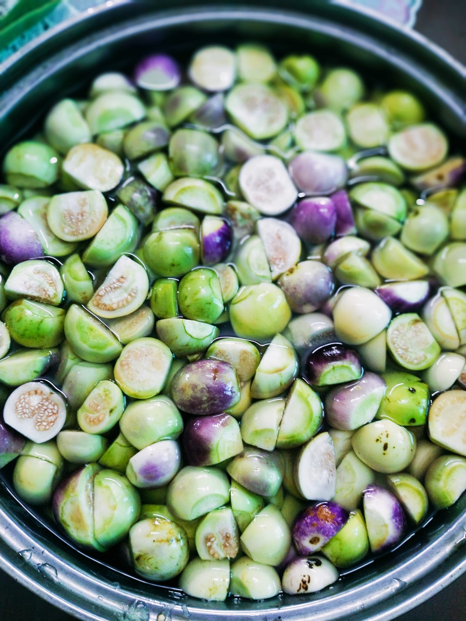 Hoa của loại cây mọc hoang tưởng thứ bỏ đi, ai ngờ đem muối cà tạo hương vị cực ngon - Ảnh 3.