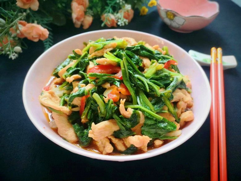 Loại rau tưởng chỉ để ăn sống nào ngờ xào kiểu này rất ngon, giàu canxi lại ít calo, không sợ béo - Ảnh 9. Loại rau tưởng chỉ để ăn sống nào ngờ xào kiểu này rất ngon, giàu canxi lại ít calo, không sợ béo - Ảnh 9.