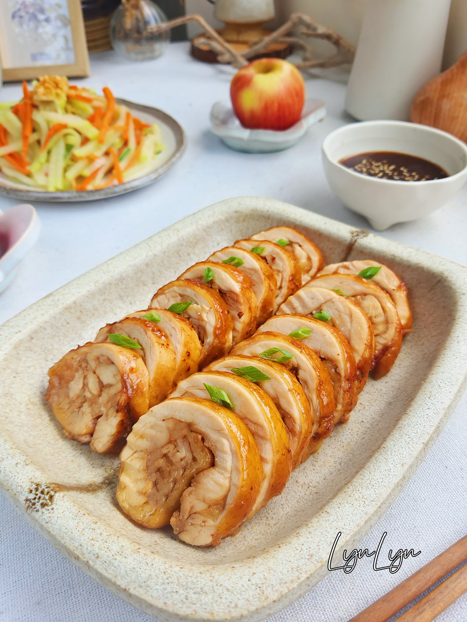 Tẩm ướp gà với thứ được ví như "cao của trăm thứ hoa" đem nướng lên ngon tuyệt phẩm - Ảnh 4. Tẩm ướp gà với thứ được ví như "cao của trăm thứ hoa" đem nướng lên ngon tuyệt phẩm - Ảnh 4.