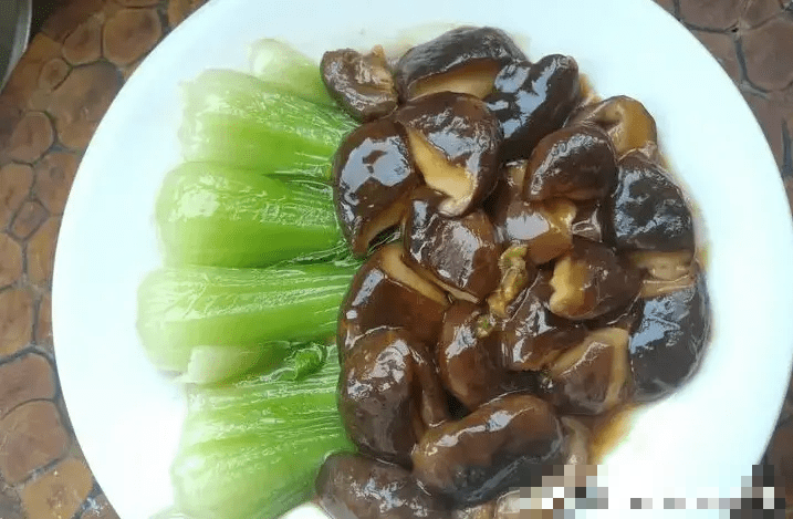 Loại rau "vua miễn dịch", giàu dinh dưỡng hơn thịt bò, chế biến kiểu gì cũng ngon, trẻ già đều mê - Ảnh 3.