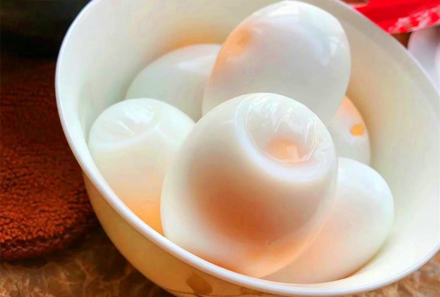 Luộc trứng mềm mại, thơm ngon, dễ bóc vỏ hãy nhớ "niệm chú": 12345 - Ảnh 3.