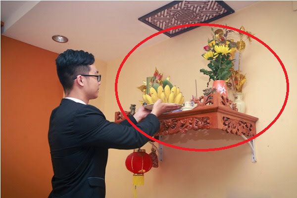 Chuyên gia phong thủy nhắc nhở: Nhà chật hẹp mấy cũng không nên đặt bàn thờ ở 3 vị trí này!- Ảnh 1. Chuyên gia phong thủy nhắc nhở: Nhà chật hẹp mấy cũng không nên đặt bàn thờ ở 3 vị trí này!- Ảnh 1.