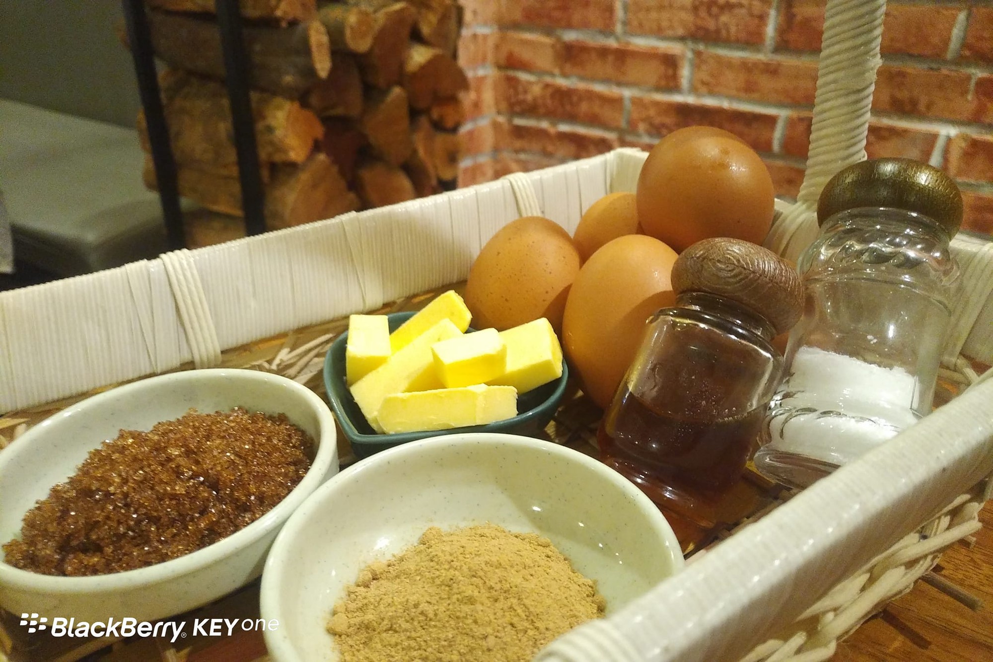 Mách bạn cách làm "ngôi nhà" bằng bánh gừng vừa ngon vừa xinh để đón Giáng Sinh - Ảnh 2.