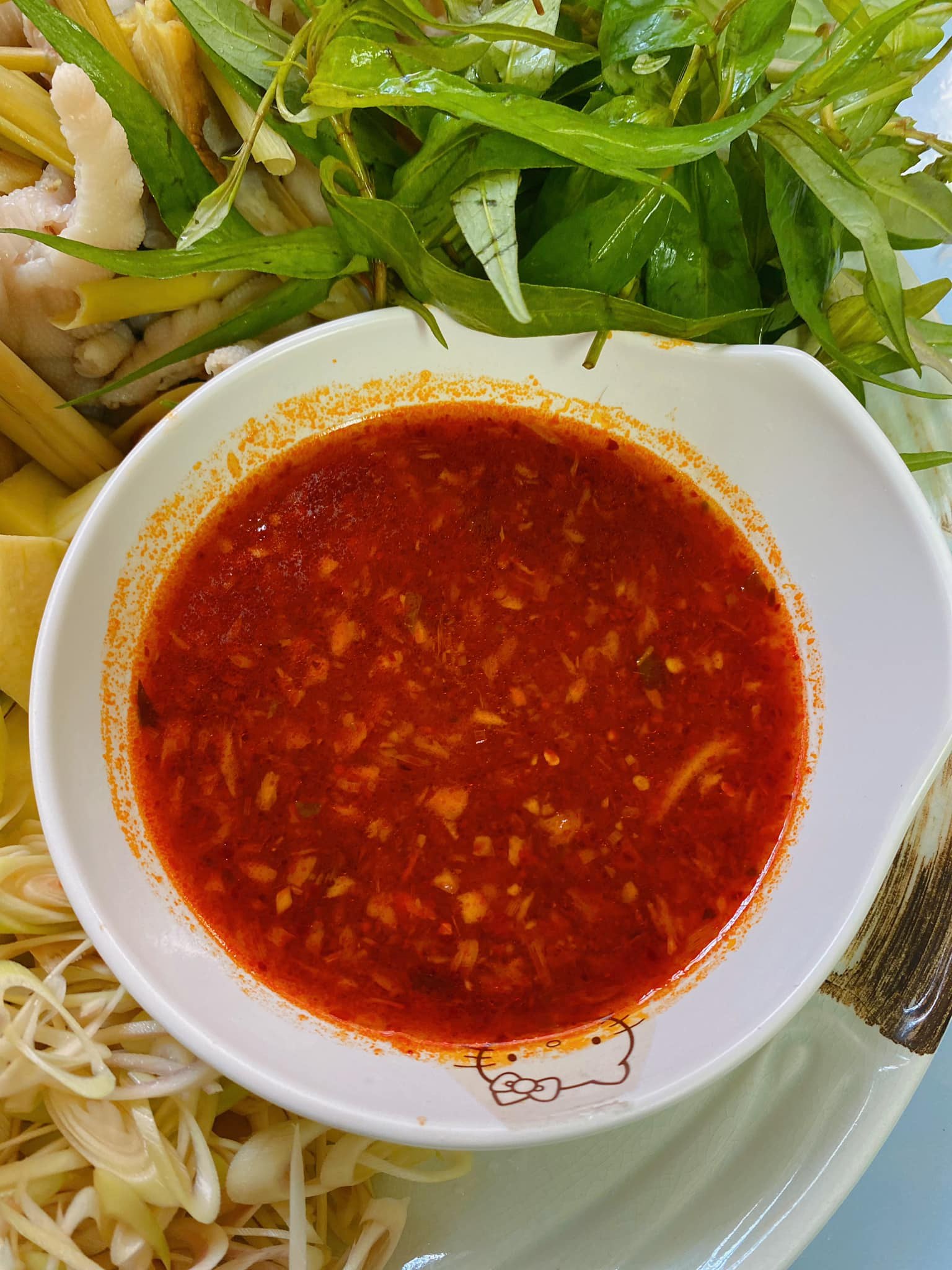 Bộ phận này của con gà giàu collagen bậc nhất, được ví như "thần dược làm đẹp da" giúp chị em xóa nếp nhăn - Ảnh 4.