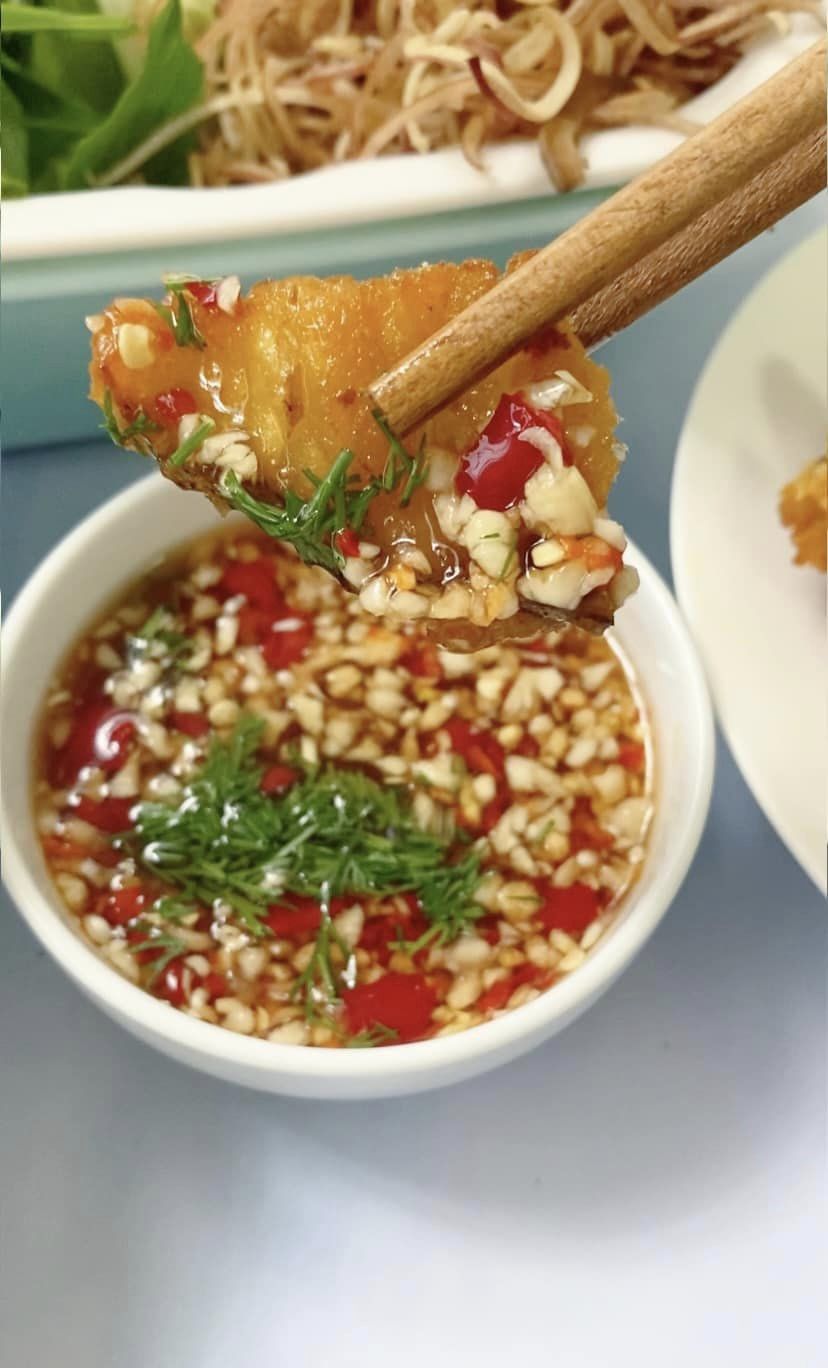 Loại cá nước ngọt, giá rẻ, dễ mua lại là nguyên liệu được lựa chọn hàng đầu để nấu bún cá thơm ngon - Ảnh 4.