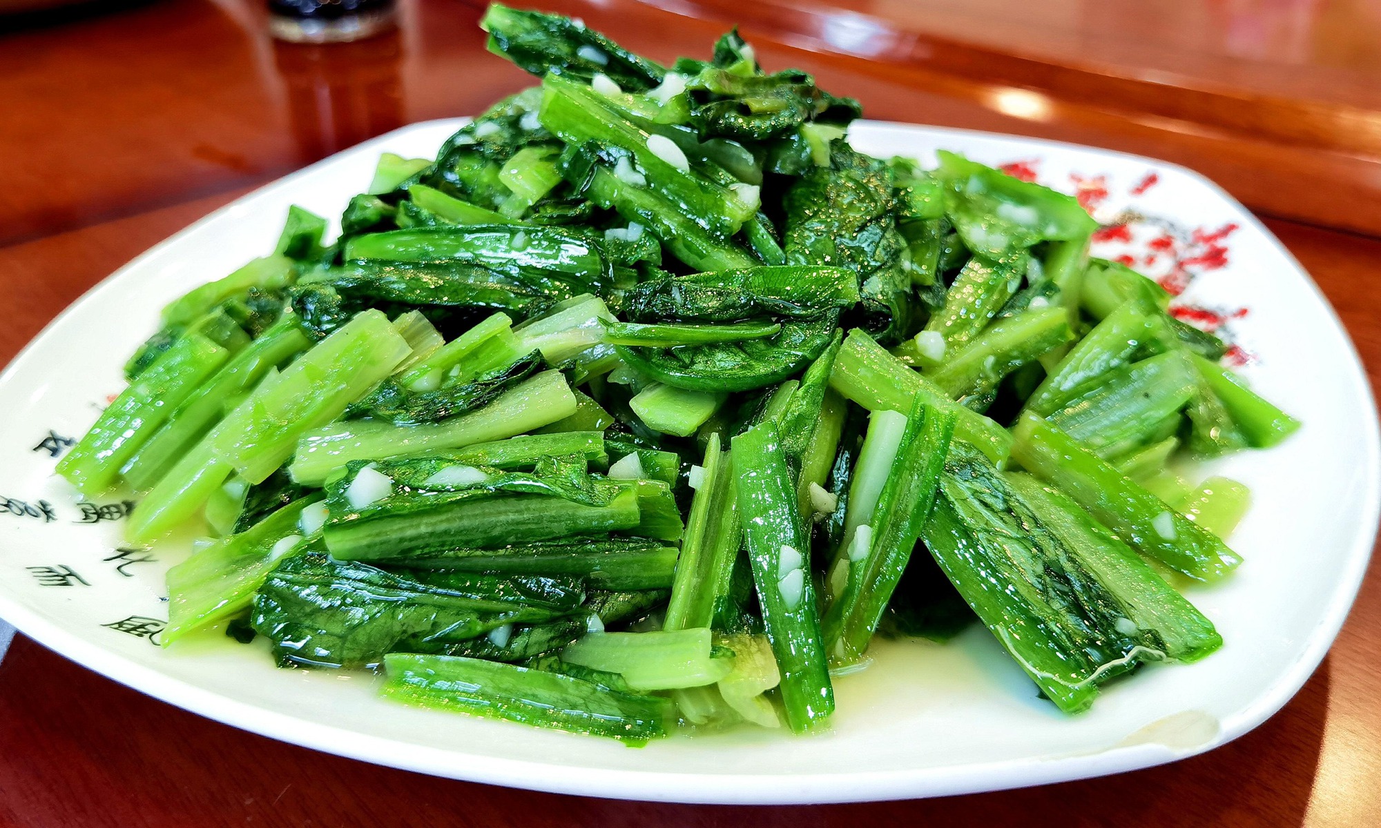 Loại rau tươi non "bậc thầy bảo vệ gan", ăn nhiều an thần, thư giãn cơ thể, 5 phút có món ngon - Ảnh 3.