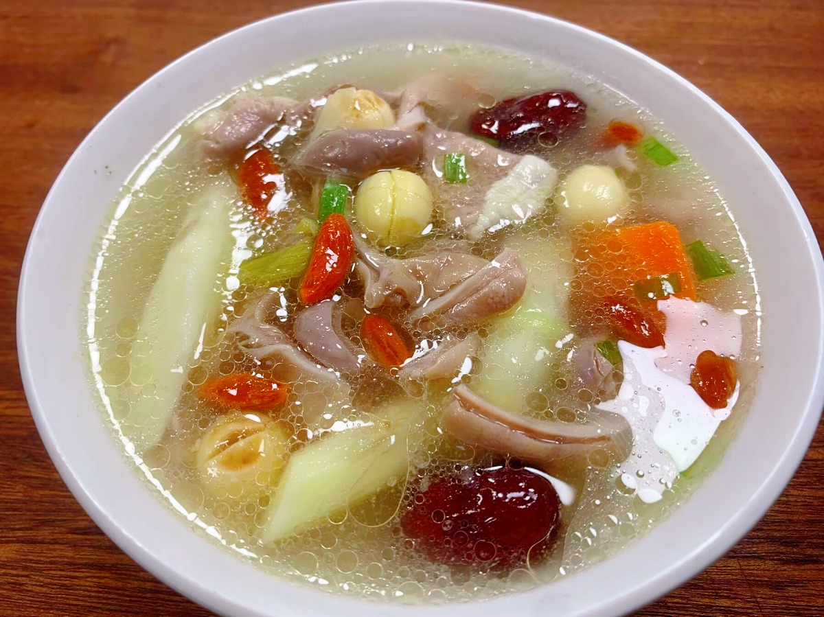 Bộ phận duy nhất của con lợn, "đắt xắt ra miếng", là thuốc bổ trong mùa đông, nấu canh thơm phức - Ảnh 2.