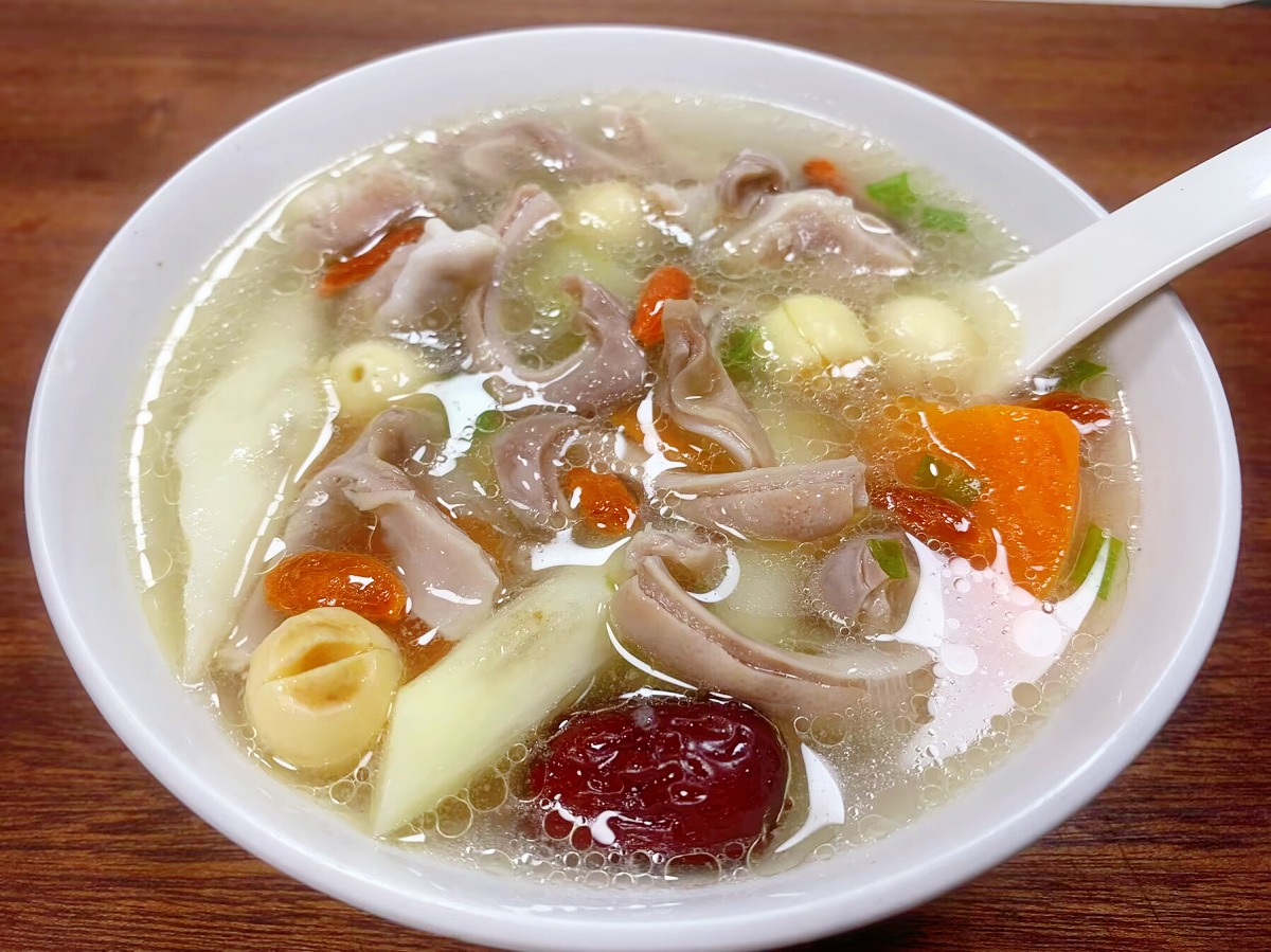 Bộ phận duy nhất của con lợn, "đắt xắt ra miếng", là thuốc bổ trong mùa đông, nấu canh thơm phức - Ảnh 7.