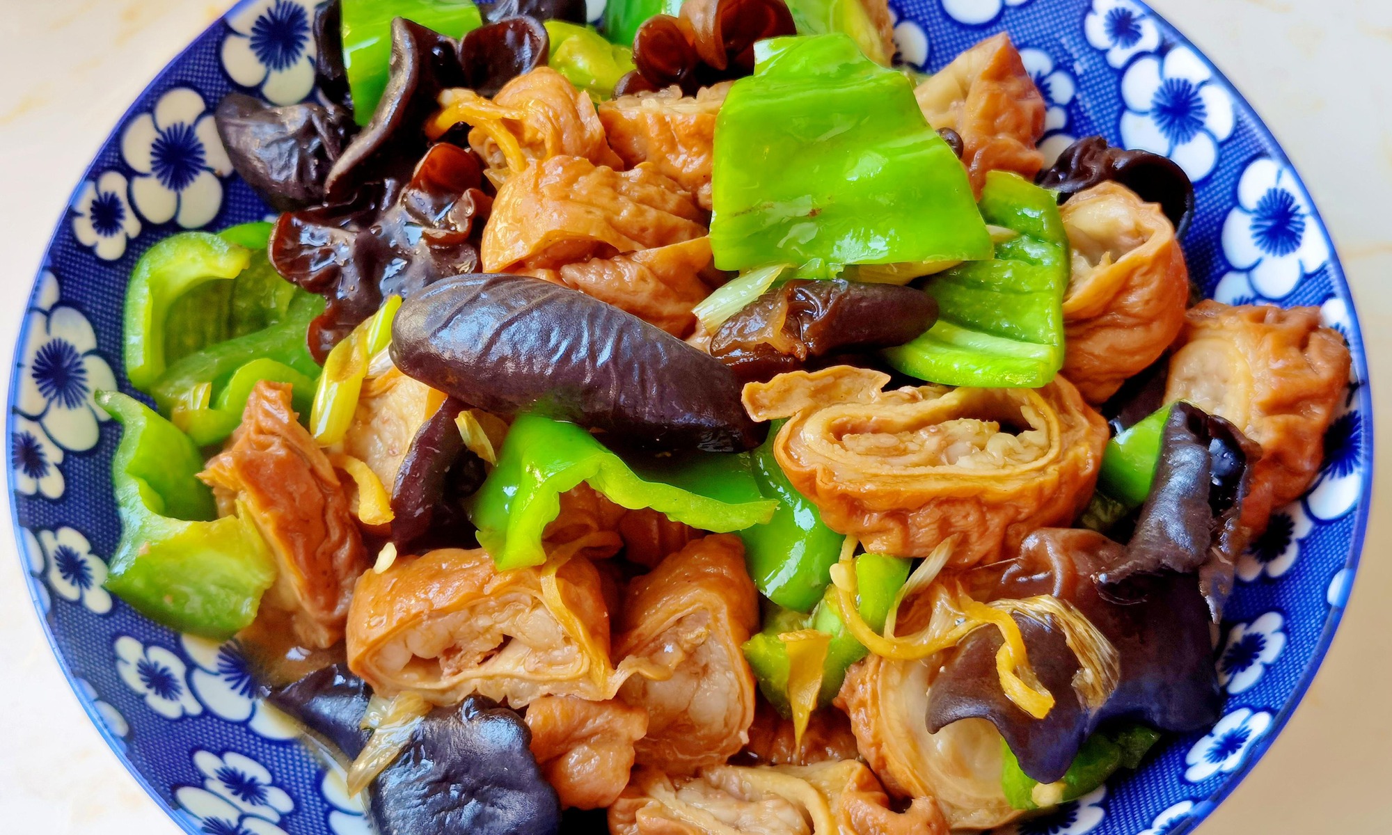 Làm sạch lòng lợn không cần muối, giấm, chỉ cần dùng loại bột rẻ tiền, sạch nhanh, không mùi tanh - Ảnh 5. Làm sạch lòng lợn không cần muối, giấm, chỉ cần dùng loại bột rẻ tiền, sạch nhanh, không mùi tanh - Ảnh 5.