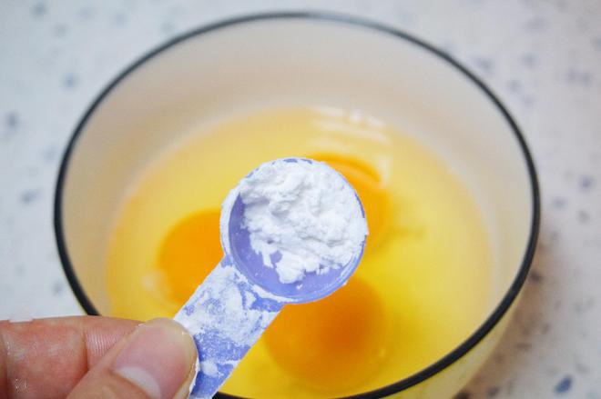 Làm trứng chưng cà chua nhớ cho thìa này trứng mềm mịn cực ngon không khô cứng - Ảnh 2. Làm trứng chưng cà chua nhớ cho thìa này trứng mềm mịn cực ngon không khô cứng - Ảnh 2.
