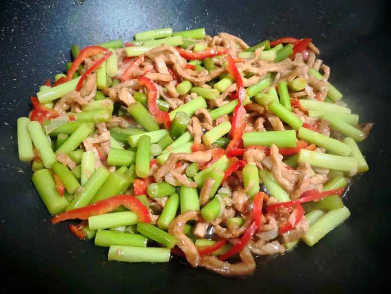 Mùa nồm dễ ốm, xào thịt với rau này vừa tươi ngon lại tăng đề kháng cực tốt cho sức khỏe - Ảnh 7. Mùa nồm dễ ốm, xào thịt với rau này vừa tươi ngon lại tăng đề kháng cực tốt cho sức khỏe - Ảnh 7.