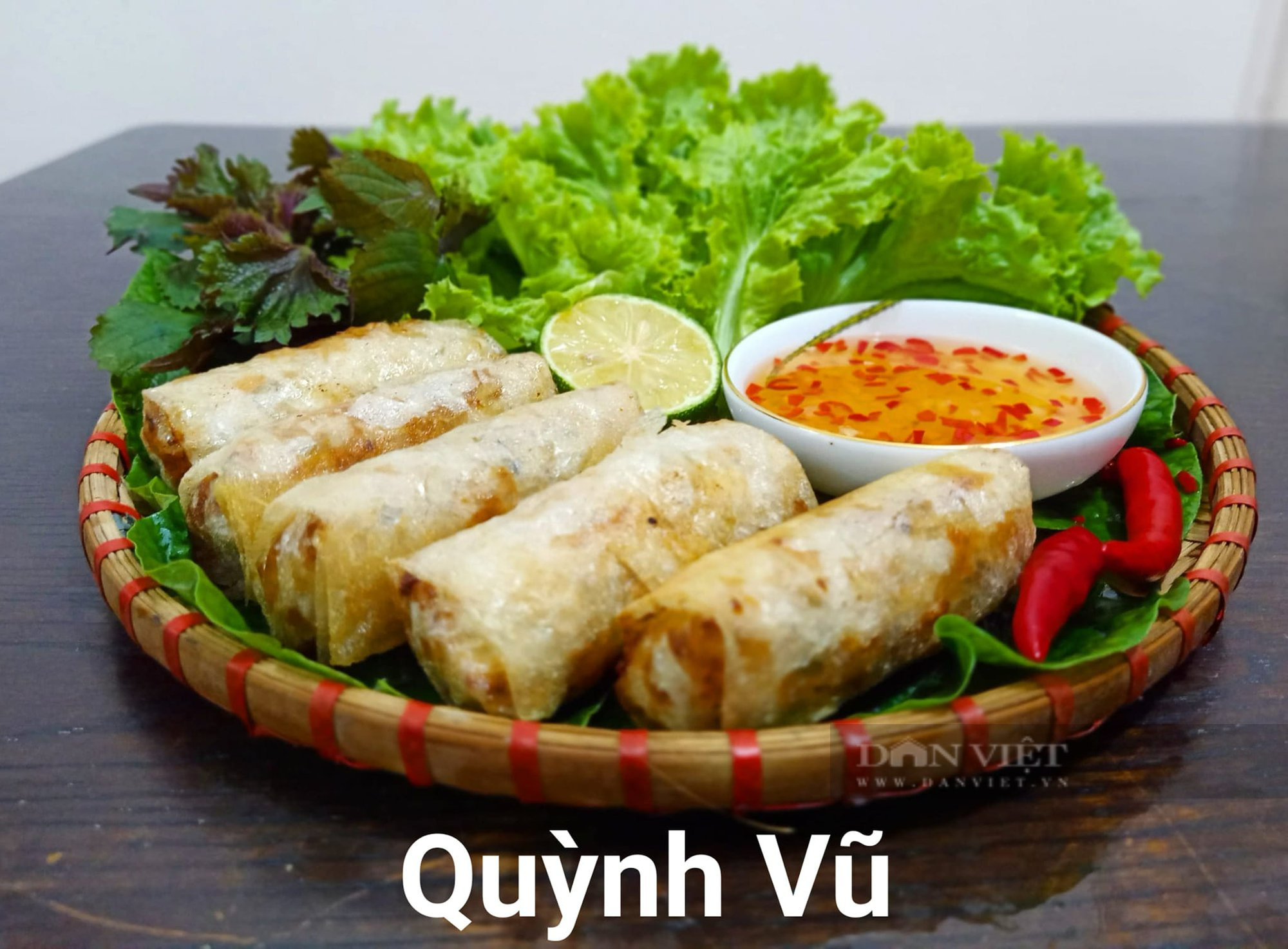 Món nem ốc béo giòn thơm ngon cho ngày trời lạnh - Ảnh 7. Món nem ốc béo giòn thơm ngon cho ngày trời lạnh - Ảnh 7.