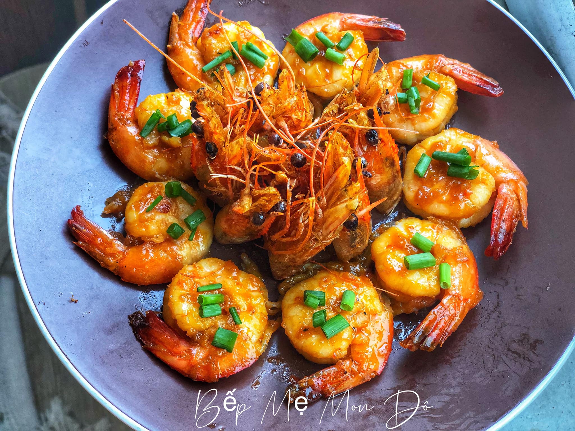 Phần này của con tôm rất quý nhưng nhiều người bỏ đi, chế biến theo cách này sẽ rất ngon - Ảnh 1.