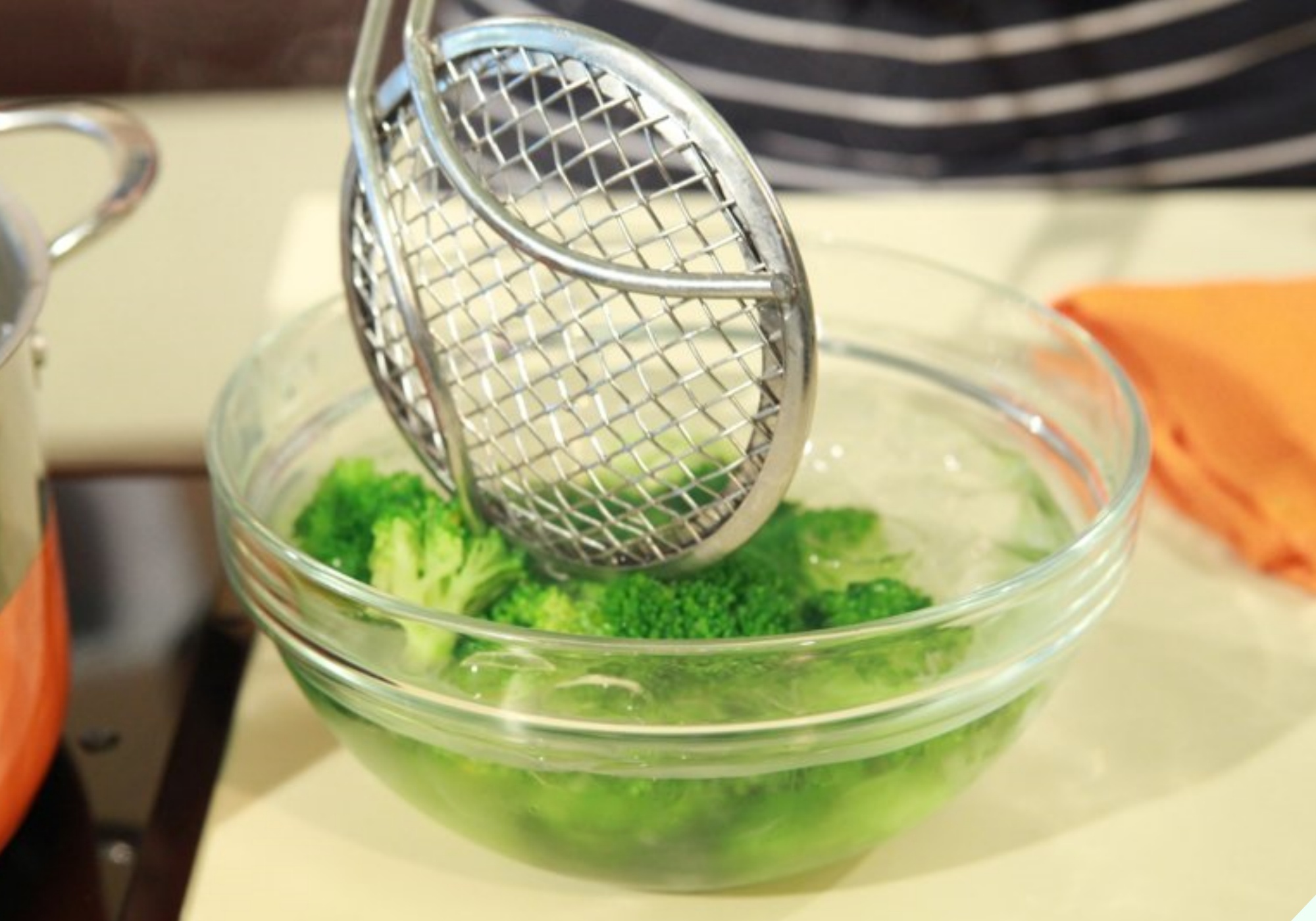 Luộc rau nên đậy hay mở nắp vung? 90% bà nội trợ mắc sai lầm bảo sao rau mất sạch dinh dưỡng - Ảnh 8. Luộc rau nên đậy hay mở nắp vung? 90% bà nội trợ mắc sai lầm bảo sao rau mất sạch dinh dưỡng - Ảnh 8.