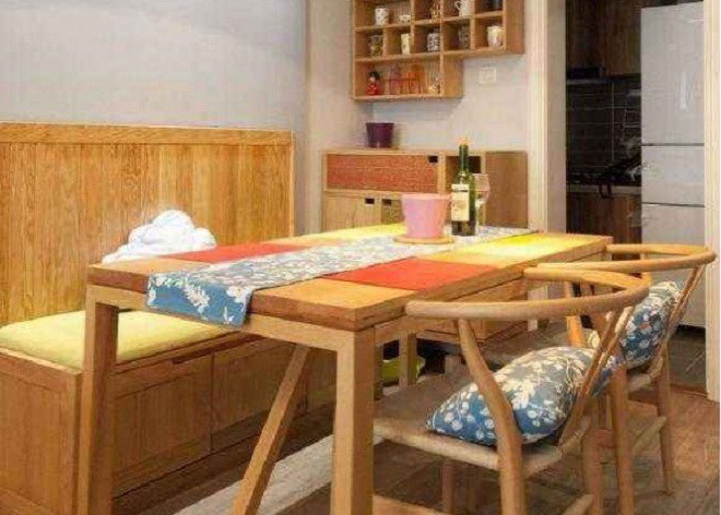 Bàn ăn tuyệt đối không được đặt thế này, Thần Tài thấy sẽ quay đầu bỏ chạy ngay - Ảnh 2. Bàn ăn tuyệt đối không được đặt thế này, Thần Tài thấy sẽ quay đầu bỏ chạy ngay - Ảnh 2.