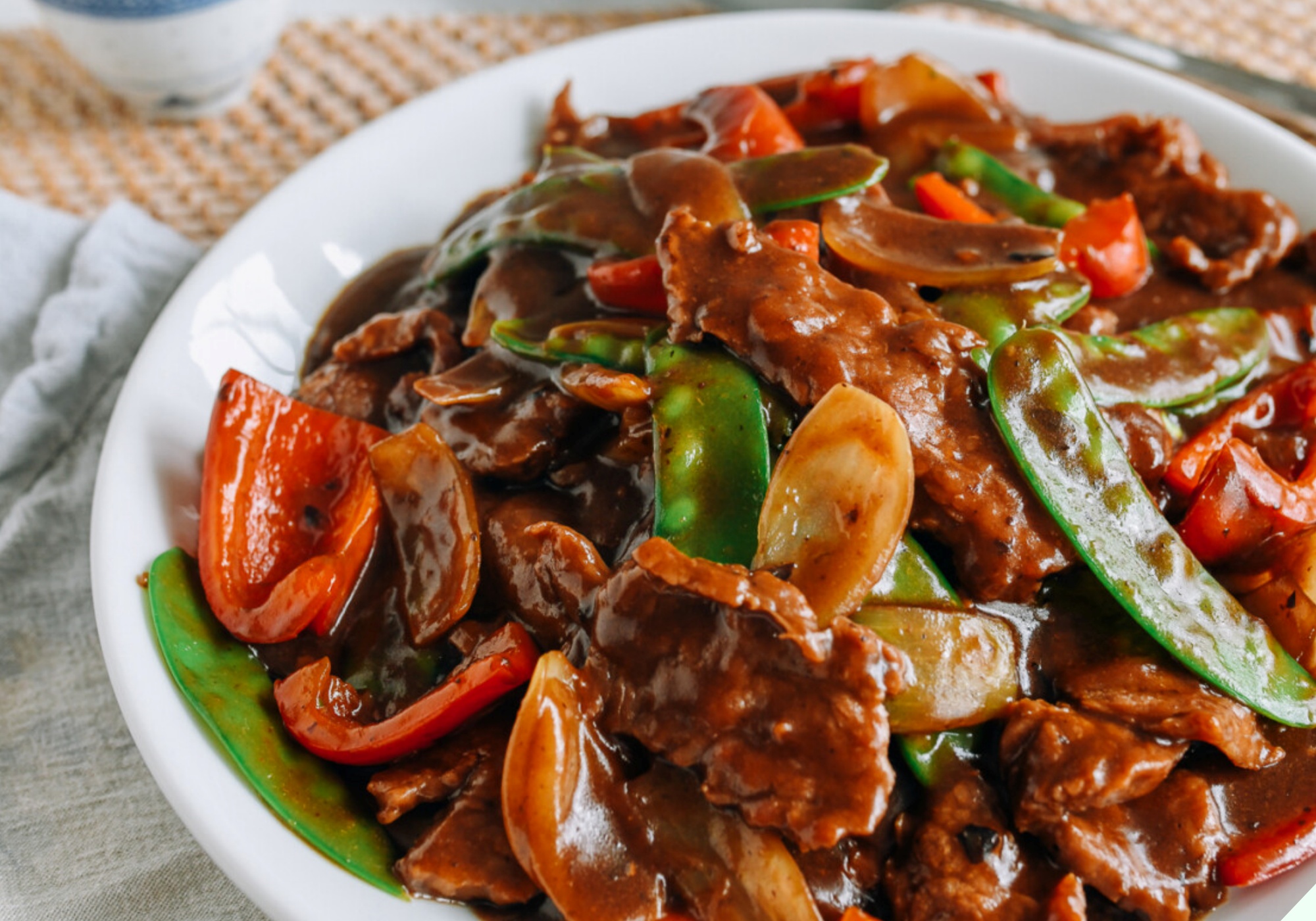Ướp thịt bò chỉ cho muối là “hỏng bét”, cứ thêm 1 thìa này thịt sẽ mềm tan, đậm vị - Ảnh 14.