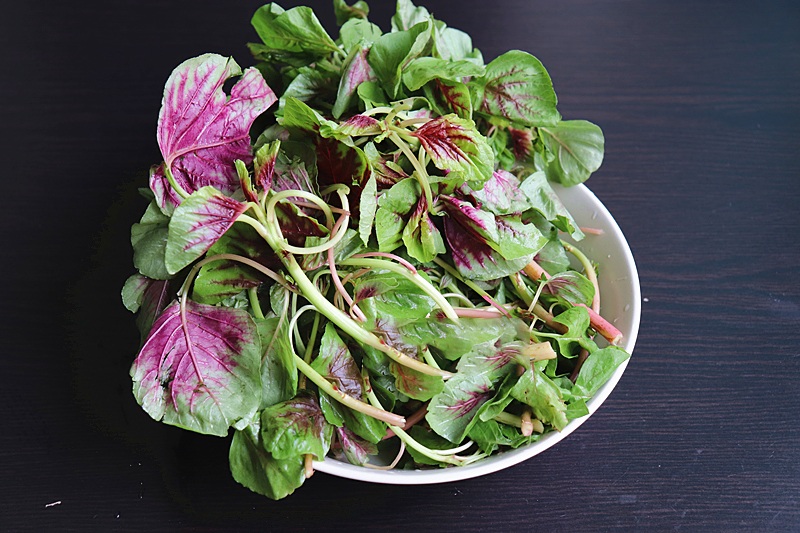 Được gọi là “rau trường thọ” chỉ 5.000đ/bó mua về nấu với thứ này rất ngon, gấp đôi dinh dưỡng - Ảnh 3.