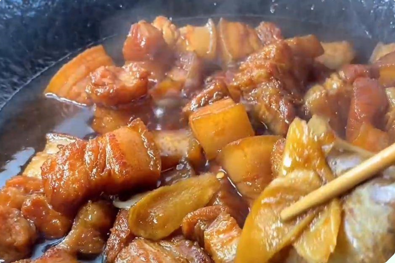 Nấu thịt kho đừng cho nước, cứ thêm thứ này vào thịt mềm ngon, đậm đà mà không bị ngấy - Ảnh 16.