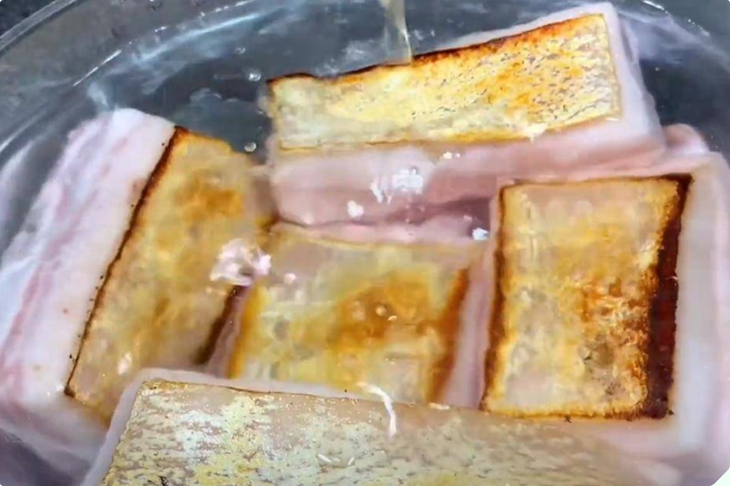 Nấu thịt kho đừng cho nước, cứ thêm thứ này vào thịt mềm ngon, đậm đà mà không bị ngấy - Ảnh 7.