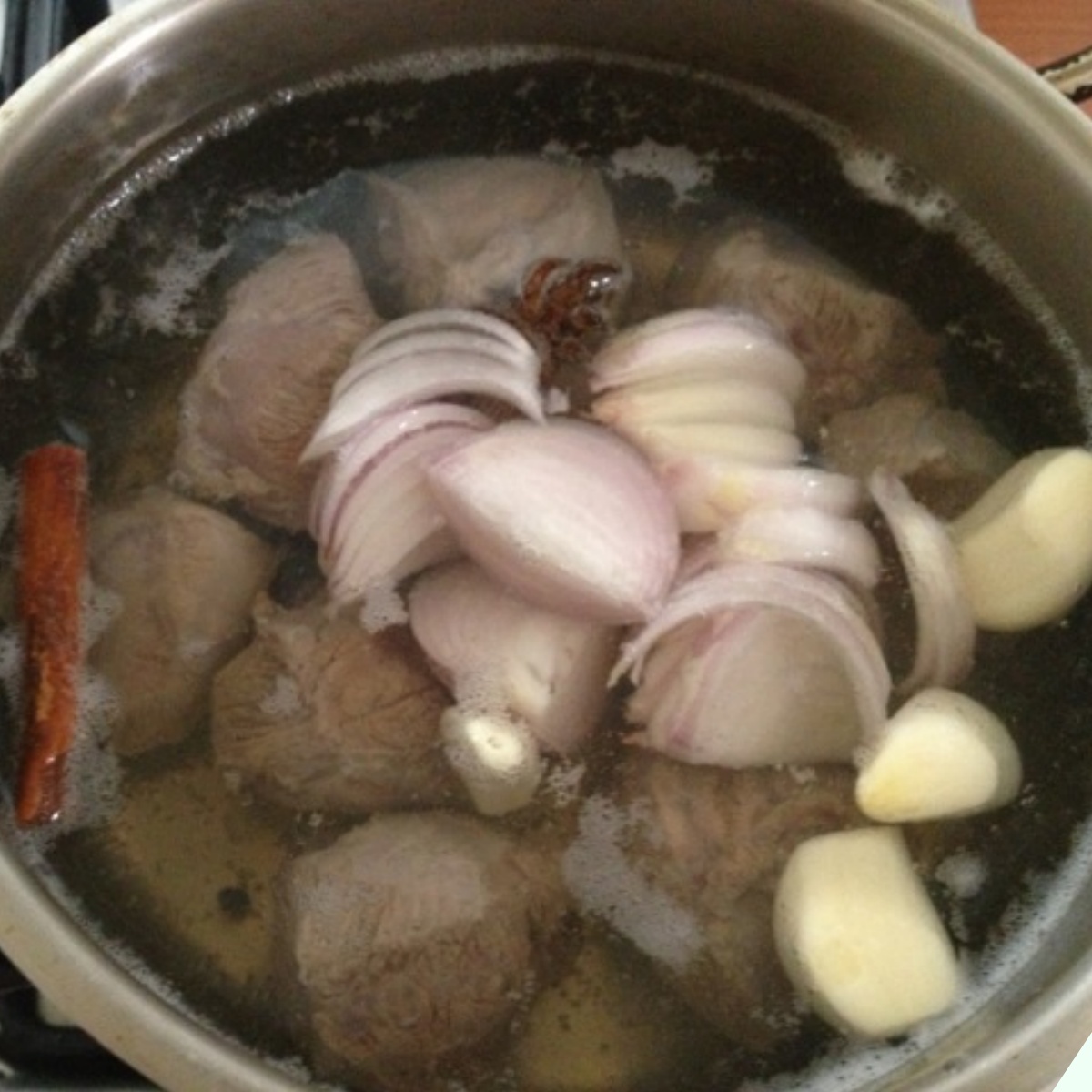 Phần thịt heo được coi là đẳng cấp 5 sao, mỗi con chỉ có 2 lạng, ai cũng muốn mua  - Ảnh 8.